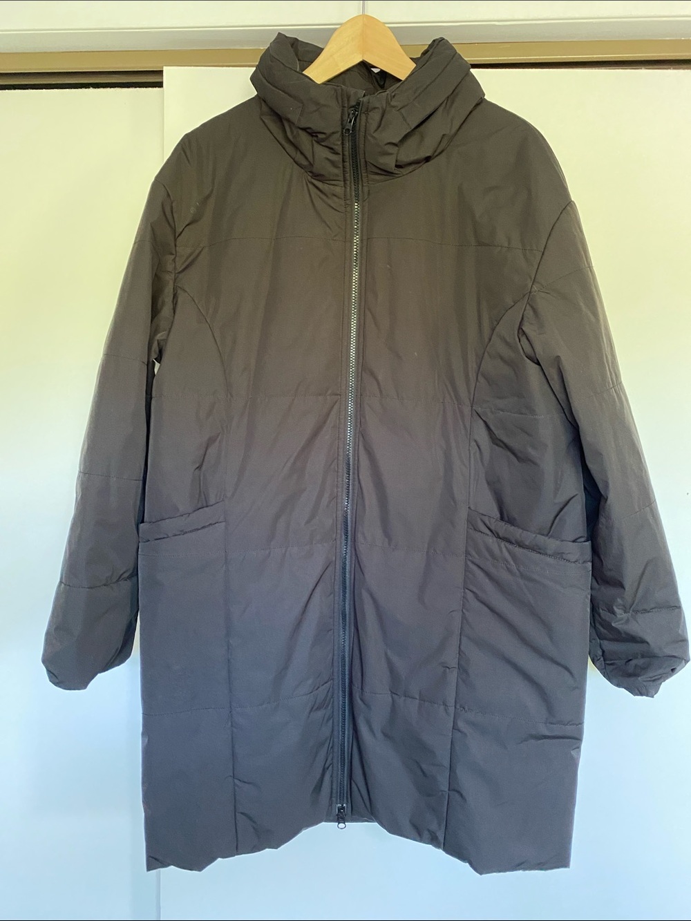 Women's Long Puffer Coat - Brown